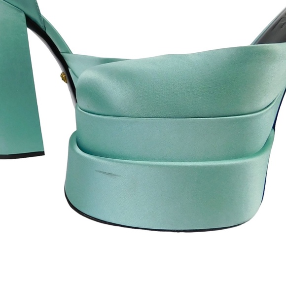 NWT Authentic Versace Medusa Aevitas Platform Mary Janes Pump blue satin Size 39 - Picture 10 of 13